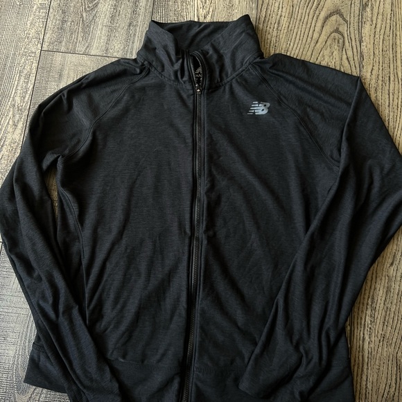 New Balance Men's Charcoal Performance Jacket - Picture 1 of 4